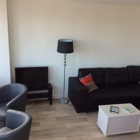 Bow Window Vue Sur Mer Apartman *